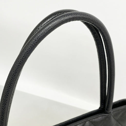 Medallion Tote Quilted Caviar