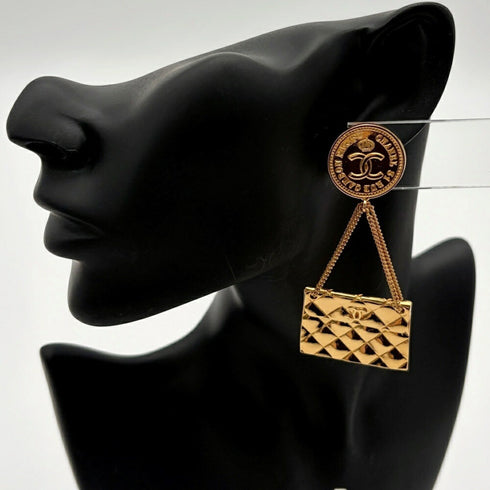 CC Logo Clip-On Earrings Metal Gold-Tone Metal