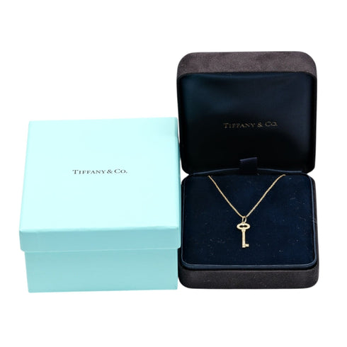 Oval Key Pendant Necklace 18K Yellow Gold With Diamonds