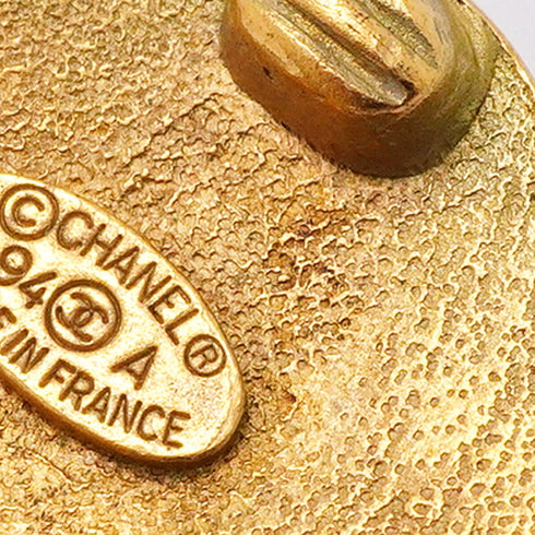 CC Logo Circle Clip-On Earrings Metal Gold-Tone Metal