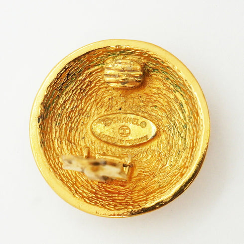 CC Logo Circle Clip-On Earrings Metal Gold-Tone Metal