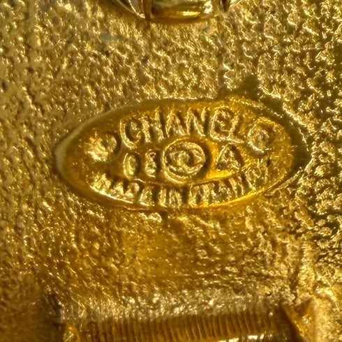CC Logo Clip-On Earrings Metal Gold-Tone Metal