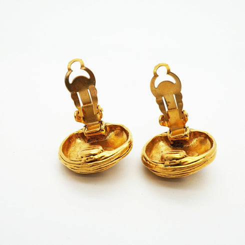 CC Logo Circle Clip-On Earrings Metal Gold-Tone Metal