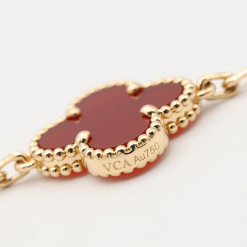 Vintage Alhambra Bracelet 18K Yellow Gold and Carnelian