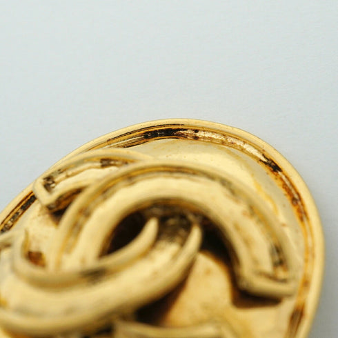CC Logo Oval Clip-On Earrings Metal Gold-Tone Metal