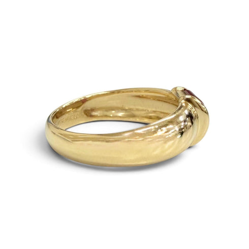 Vintage Band Ring 18K Yellow Gold with Ruby