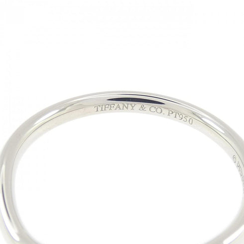Curved Ring Platinum