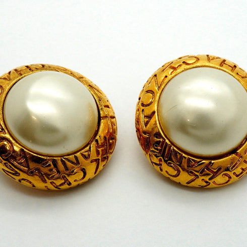 Clip-On Earrings Pearl Clip-On Gold-Tone Metal