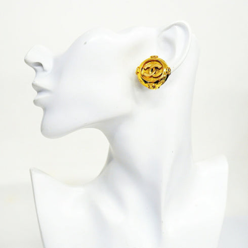 CC Logo Circle Clip-On Earrings Metal Gold-Tone Metal