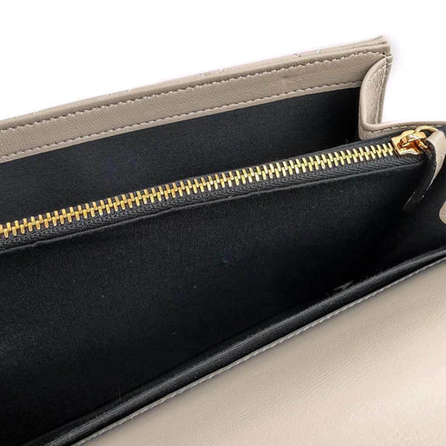 Icon Wallet on Chain Quilted Leather