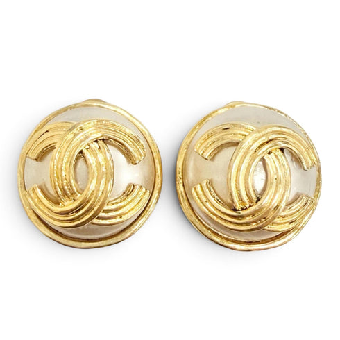 CC Logo Clip-On Earrings Metal Gold-Tone Metal