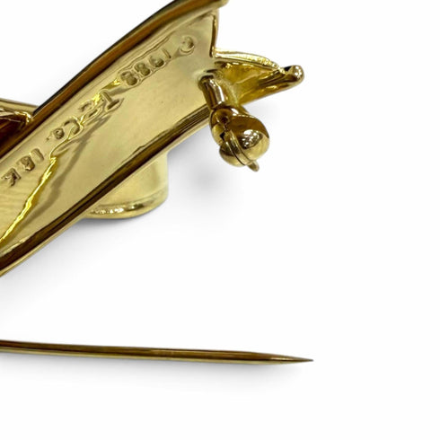 Vintage Ribbon Brooch 18K Yellow Gold