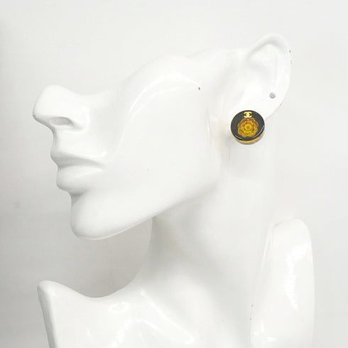 CC Logo Circle Earrings Metal Gold-Tone Metal