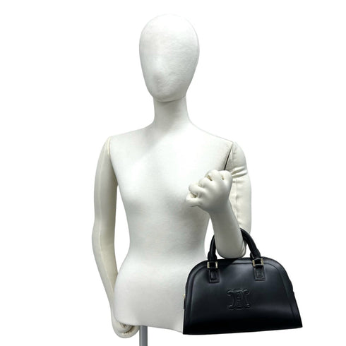 Besace Triomphe Shoulder Bag Leather Medium
