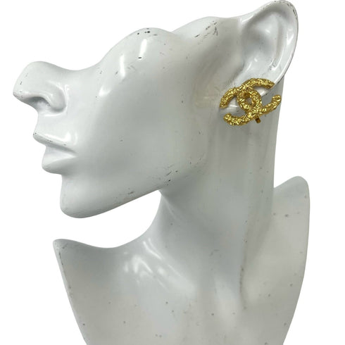 CC Logo Clip-On Earrings Metal Gold-Tone Metal
