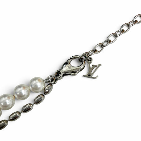 Pearl Fusion Pendant Necklace Silver and White