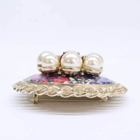CC Logo Round Brooch Metal