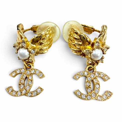 CC Logo Star Clip-On Earrings Metal Gold-Tone Metal