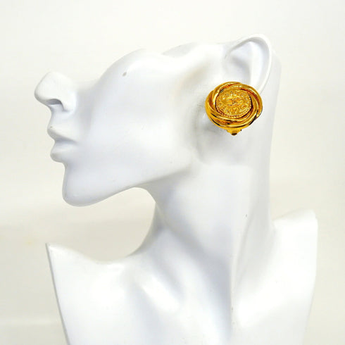 CC Logo Clip-On Earrings Metal Gold-Tone Metal