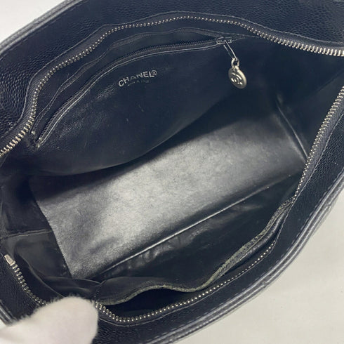 Medallion Tote Quilted Caviar