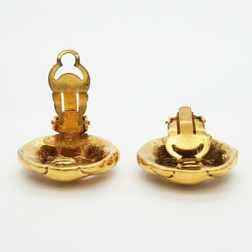CC Logo Circle Clip-On Earrings Metal Gold-Tone Metal