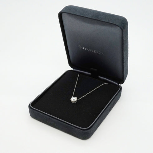 Solitaire Pendant Necklace Platinum with Diamond