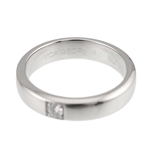 Ring Platinum Medium with Diamond