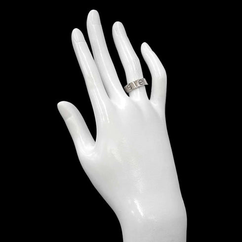 Love Ring 18K White Gold