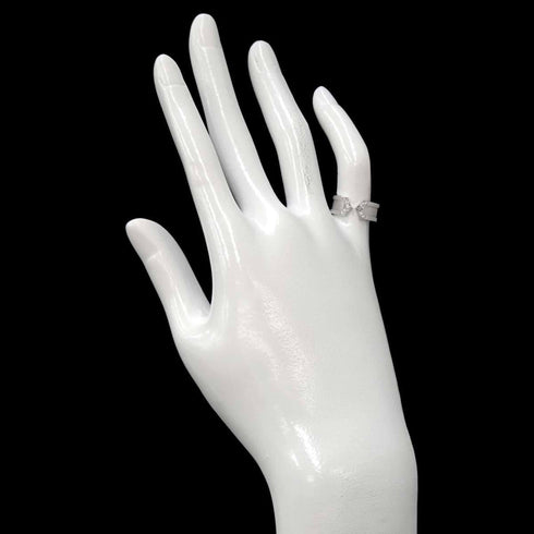 C2 Ring 18K White Gold Diamond