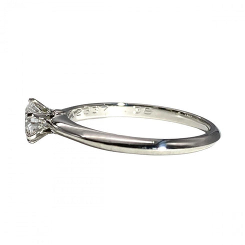 Solitaire Ring Platinum with Diamond