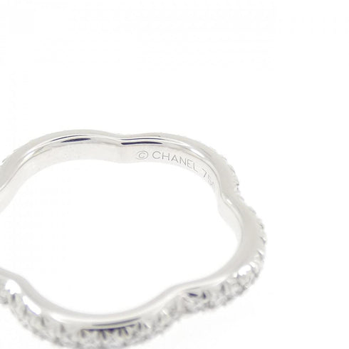 Camellia Ring 18K White Gold and Diamond