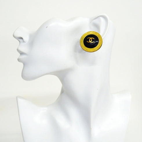 CC Logo Circle Clip-On Earrings Metal Gold-Tone Metal
