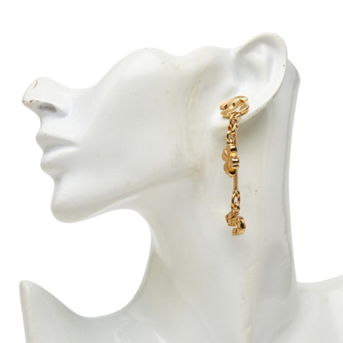 CC Logo Stud Clover Earrings Metal Gold-Tone Metal