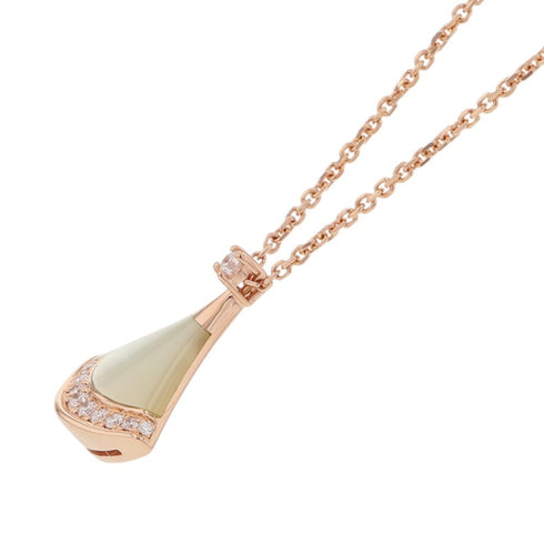 Pendant Necklace 18K Rose Gold with Mother of Pearl and Diamond