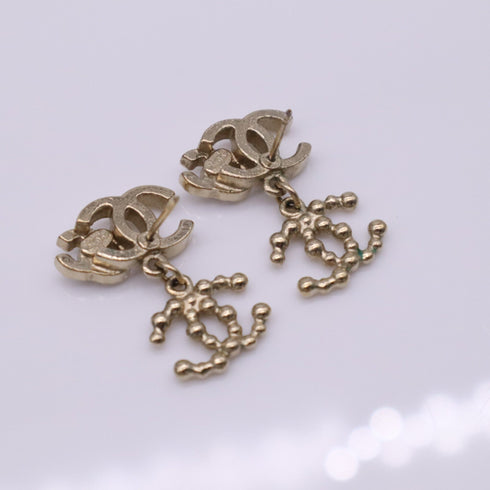 CC Logo Earrings Metal Gold-Tone Metal
