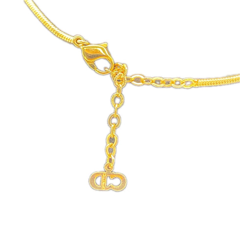 Flower Pendant Necklace Metal With Rhinestone