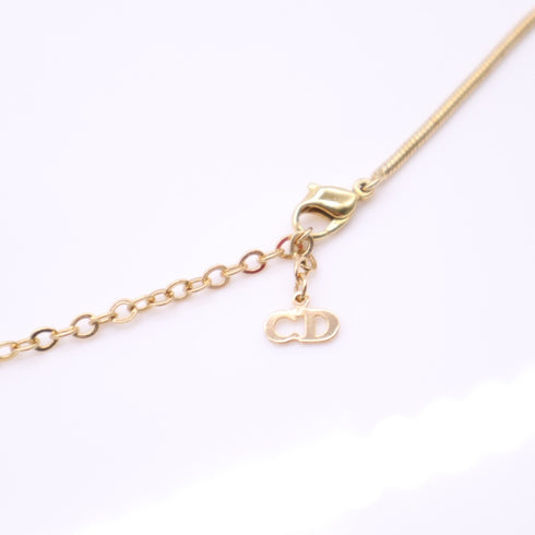 Flower Pendant Necklace Metal With Rhinestone
