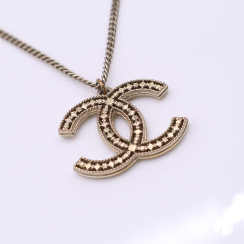 CC Logo Pendant Necklace Metal