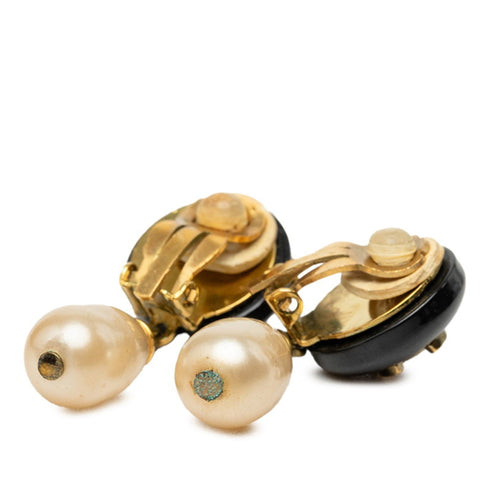 CC Logo Clip-On Earrings Metal Gold-Tone Metal