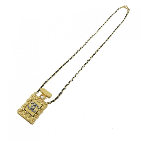 Pendant Necklace Leather Black and White