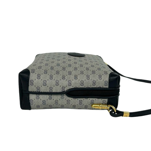 Web Strap Zip Messenger Bag GG Canvas Medium
