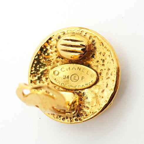 CC Logo Circle Clip-On Earrings Metal Gold-Tone Metal