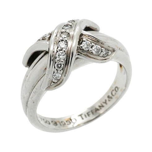 Signature Ring 18K White Gold and Diamond
