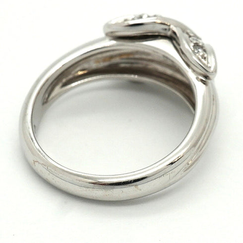 Signature Ring 18K White Gold and Diamond