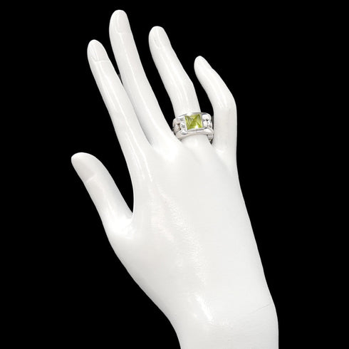 Ring 18K White Gold With Peridot