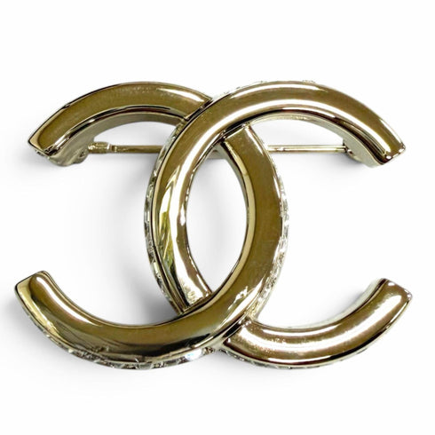 CC Logo Brooch Gold-Tone Metal