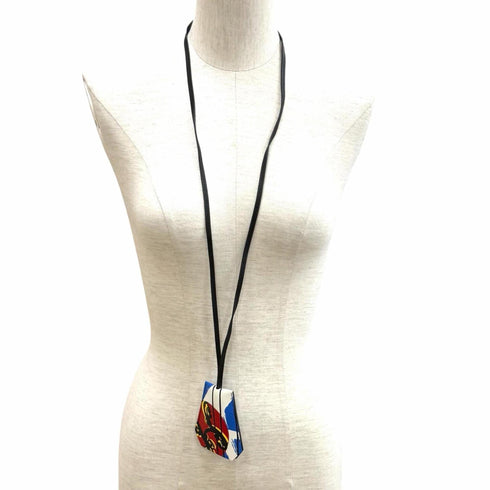 Clochette Skate Pendant Necklace Swift Leather and Silver Ciel