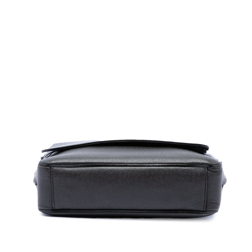 Roman Handbag Taiga Leather PM