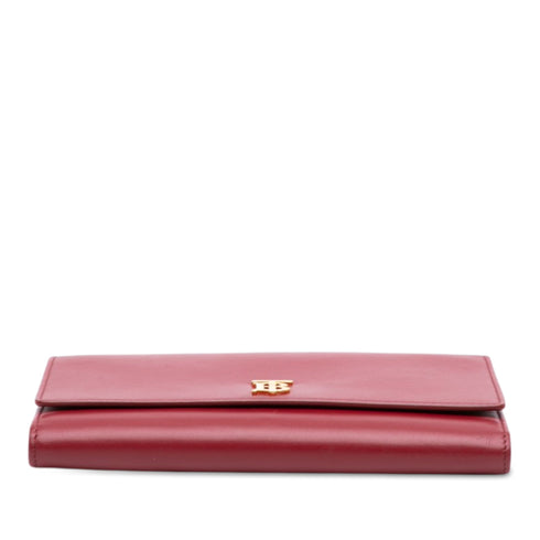 Hannah Wallet on Chain Leather