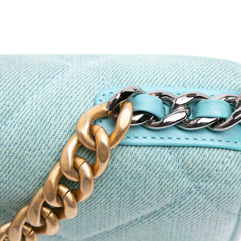 19 Wallet on Chain Quilted Denim